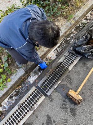 自殺現場の特殊清掃 体液洗浄除去施工 愛媛県四国中央市 ハウスクリーニング 作業実績 四国全域対応 ハウスクリーニングやリフォーム 特殊清掃などキレイで安心できる空間づくり 株式会社クリーンフォレスト