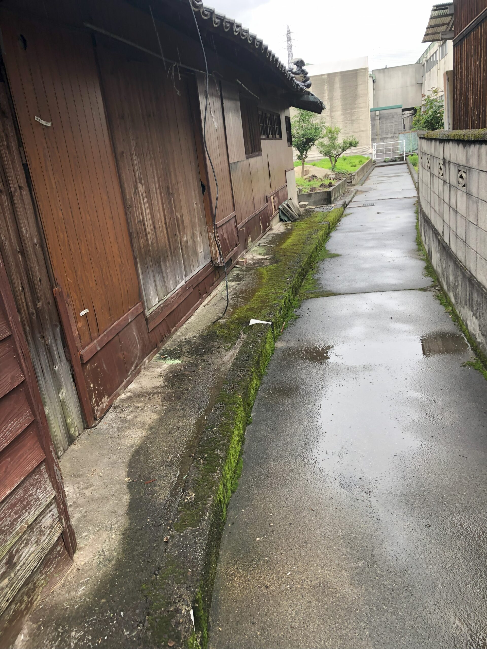 愛媛県四国中央市で御両親様が住んでらっしゃったご実家の御遺品整理の